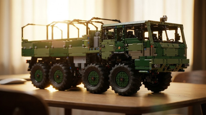 KOLOS 8X8 Truck Army Green (4733 pcs)