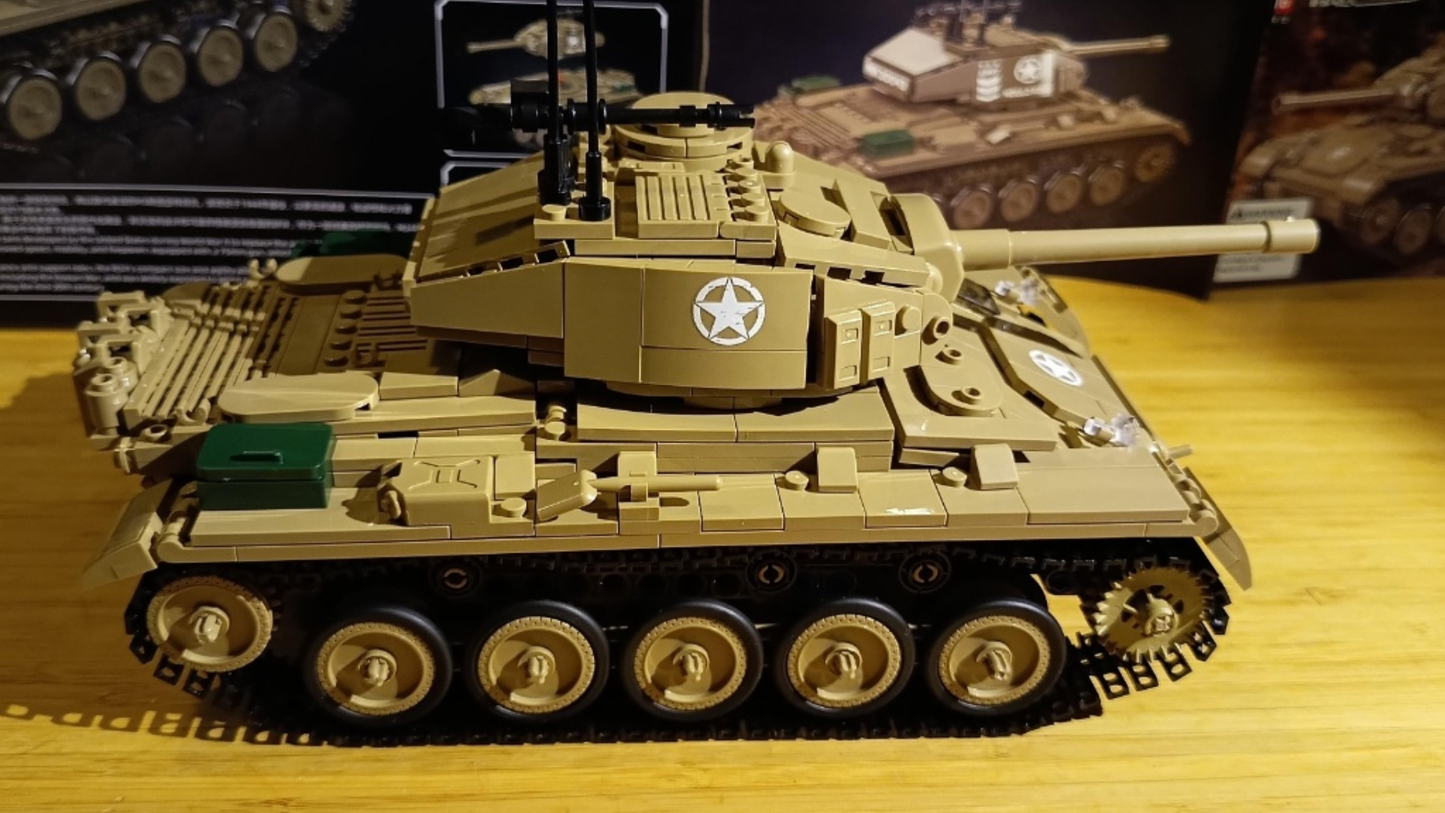 M24 Chaffee Tank (932 pcs)