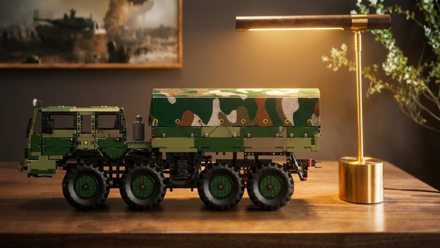 KOLOS 8X8 Truck Army Green (4733 pcs)