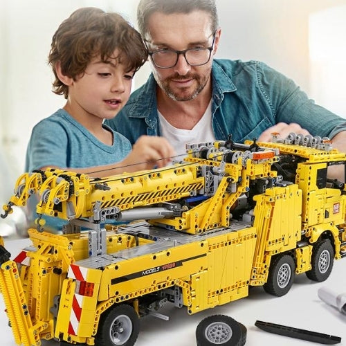 MAN TGS (4883 pièces) 