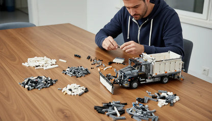 Mack Granite GU813 Snow Plow Dump Truck (1694 peças) 