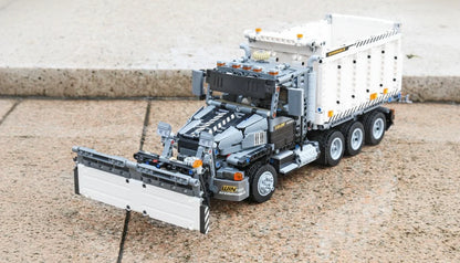 Mack Granite GU813 Snow Plow Dump Truck (1694 peças) 