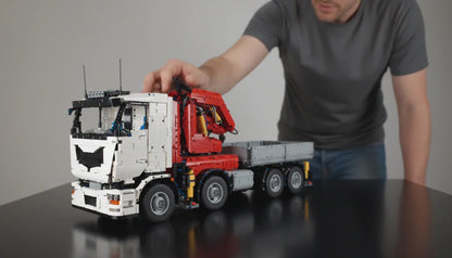 Mercedes-Benz Arocs 3251 (8238 pcs)