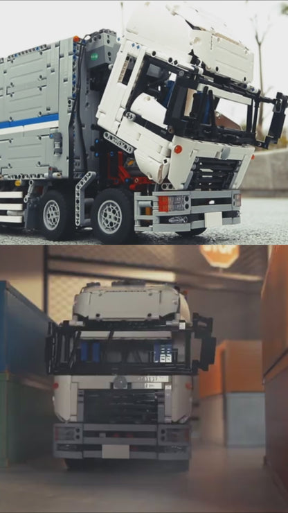 Side-Wing Box Truck (4166 pcs)