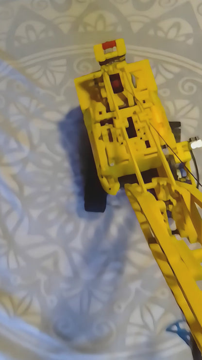 Crawler Crane (1205 pcs)